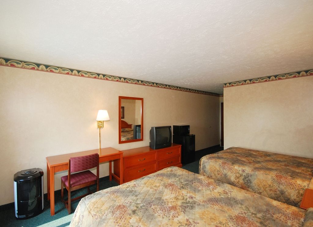 Beaver Dam Inn Room photo